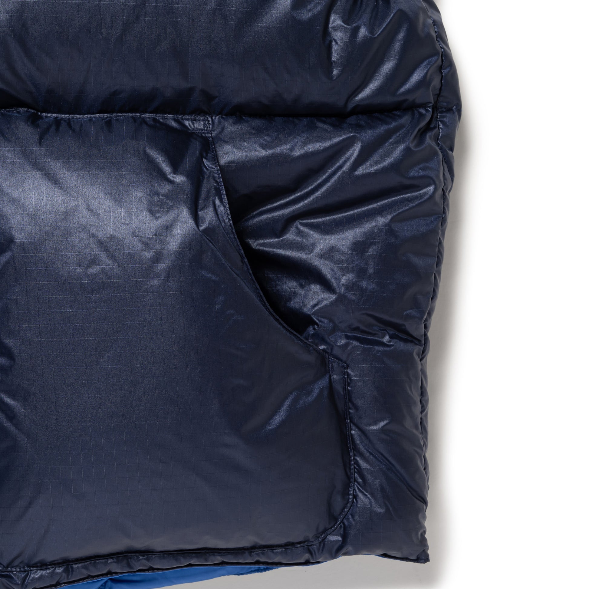 HUMAN MADE  REVERSIBLE DOWN VESTNY-F