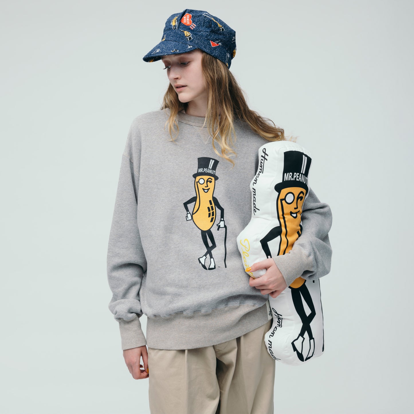 MR.PEANUT TSURIAMI SWEATSHIRT